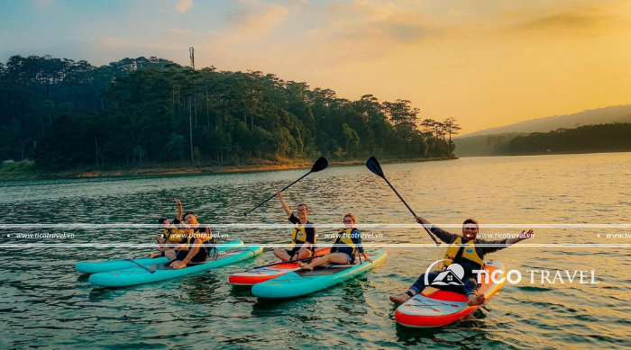 Tour chèo thuyền Sup Đà Lạt trải nghiệm thú vị