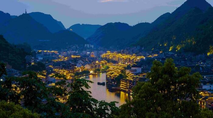 Tour Tết Âm Lịch Hà Khẩu - Thạch Lâm - Kiệu Tử Sơn - Mông Tự 5 ngày 4 đêm
